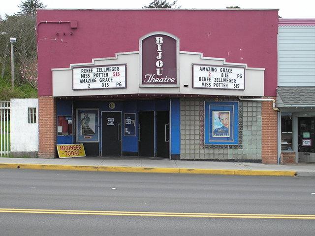 bijou_theatre_lincoln_city2.jpg