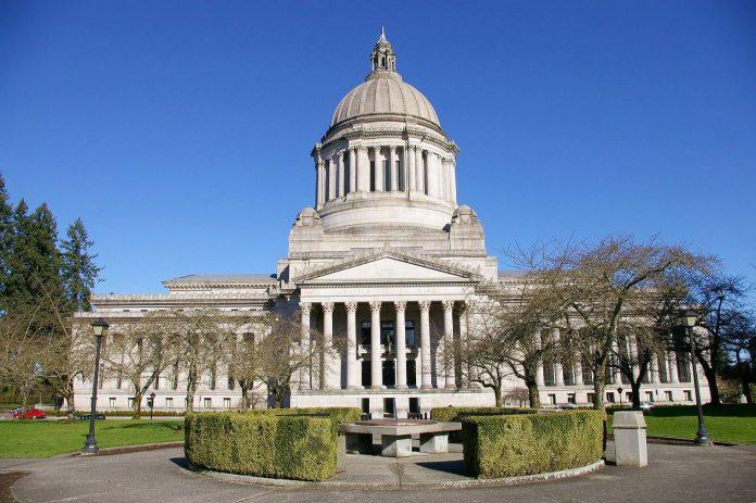 24376380_web1_healthcarefinancialtransparency-olympia_1.jpg