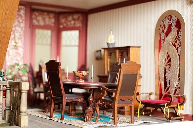 inl_bobbijosminiaturesdollhouses031921_mg_0003a.jpg