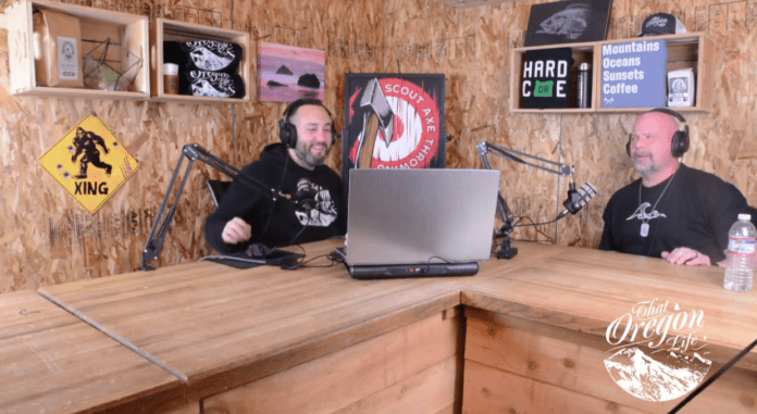 podcast_2-696x381.png