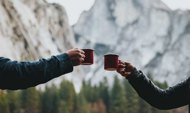 outdoors-camping-REI-mugs-nathan-dumlao-unsplash_620.jpg