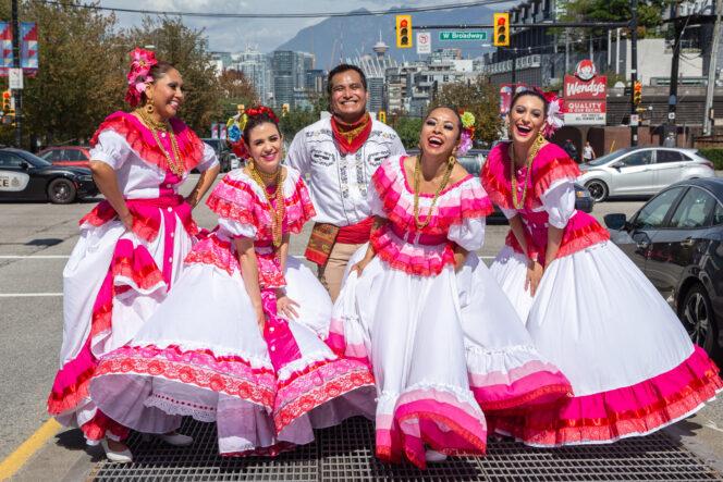 4_Nahualli-Mexican-Dance_Vancouver-by-Adrian-Ortega-664x443.jpeg