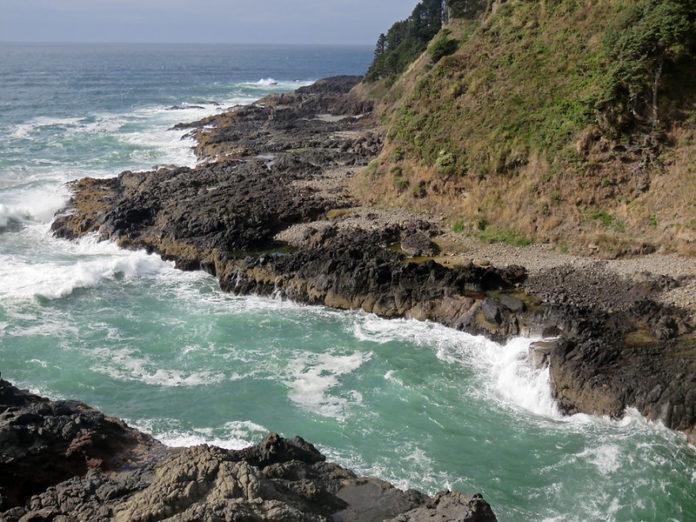 devils-churn-oregon-696x522.jpg