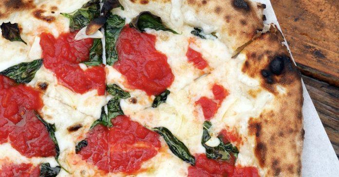 baby_blue_pizza_margherita.jpg