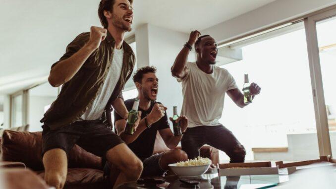 PreGameLLC174135-People-Watch-Sports-Image1-678x381.jpg