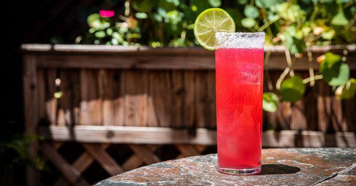 Social-Ocho-Ranch-Water-Topo-Chico-Tequila-Drink-Recipe.jpg