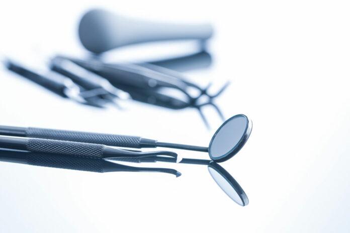 dental-instruments-dentists-tools-2021-08-26-16-25-03-utc-696x464.jpg