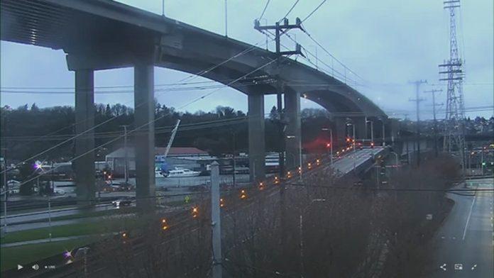t_19d1c60482df481480cc9f4a8d67a77f_name_Scan_West_Seattle_Bridge_closed_frame_8134__1_.jpg