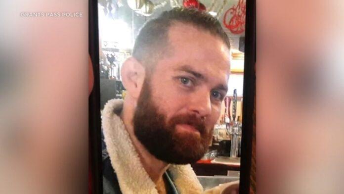 12748341_012923-kabc-oregon-fugitive-696x392.jpg