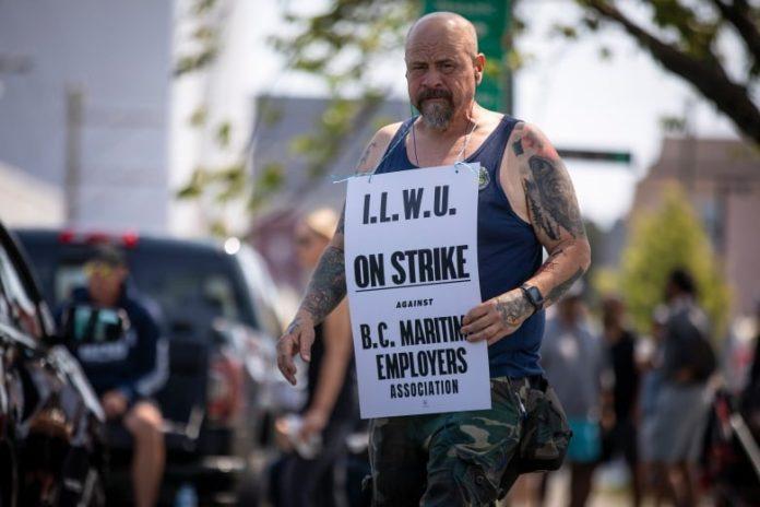 vancouver-port-strike.jpg