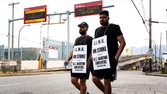 vancouver_port_strike_june_7_(4_of_14).jpg