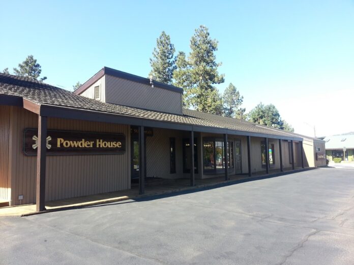 Photo-by-Powder-House-Ski-Patio-via-Google-Local-696x522.jpg