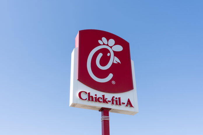 chick-fil-a-696x464.jpg