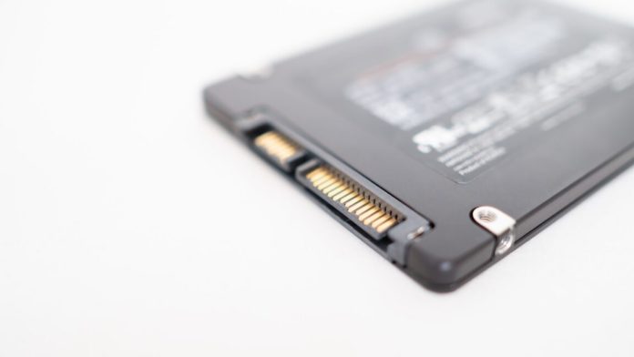 solid-state-drive-ssd-1152x648.jpg